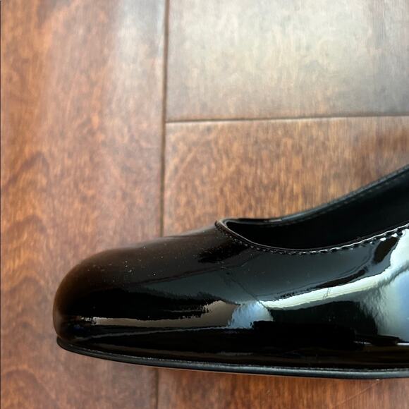 Marc Fisher LTD Nessily Mary Jane Pumps, Black Patent Leather, Size 8 - Picture 6 of 16